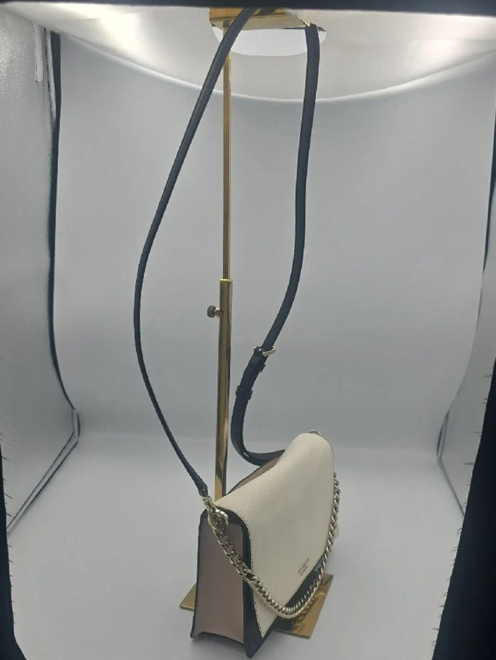 Kate Spade Cream/Black 3 Way Colorblock W/ Pink Chain Med/Large Crossbody (EUC)✨